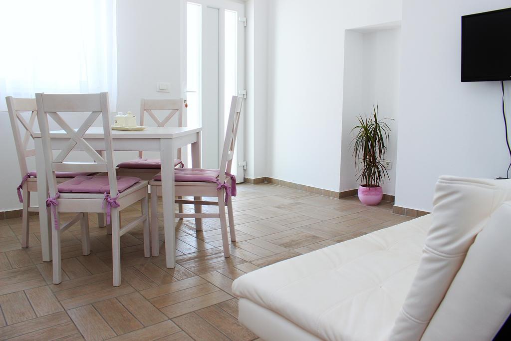 Apartments Palma Šibenik Zimmer foto
